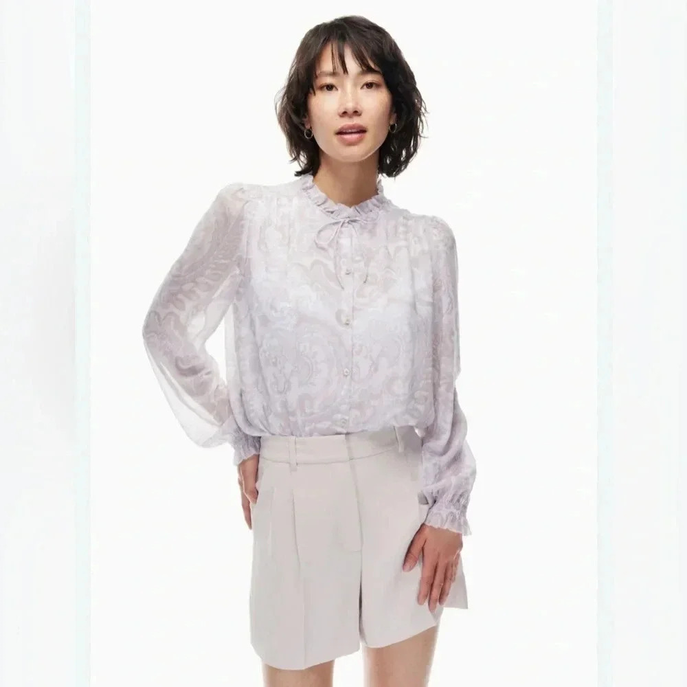 Aritzia Wilfred Alexis light lavender blouse size small